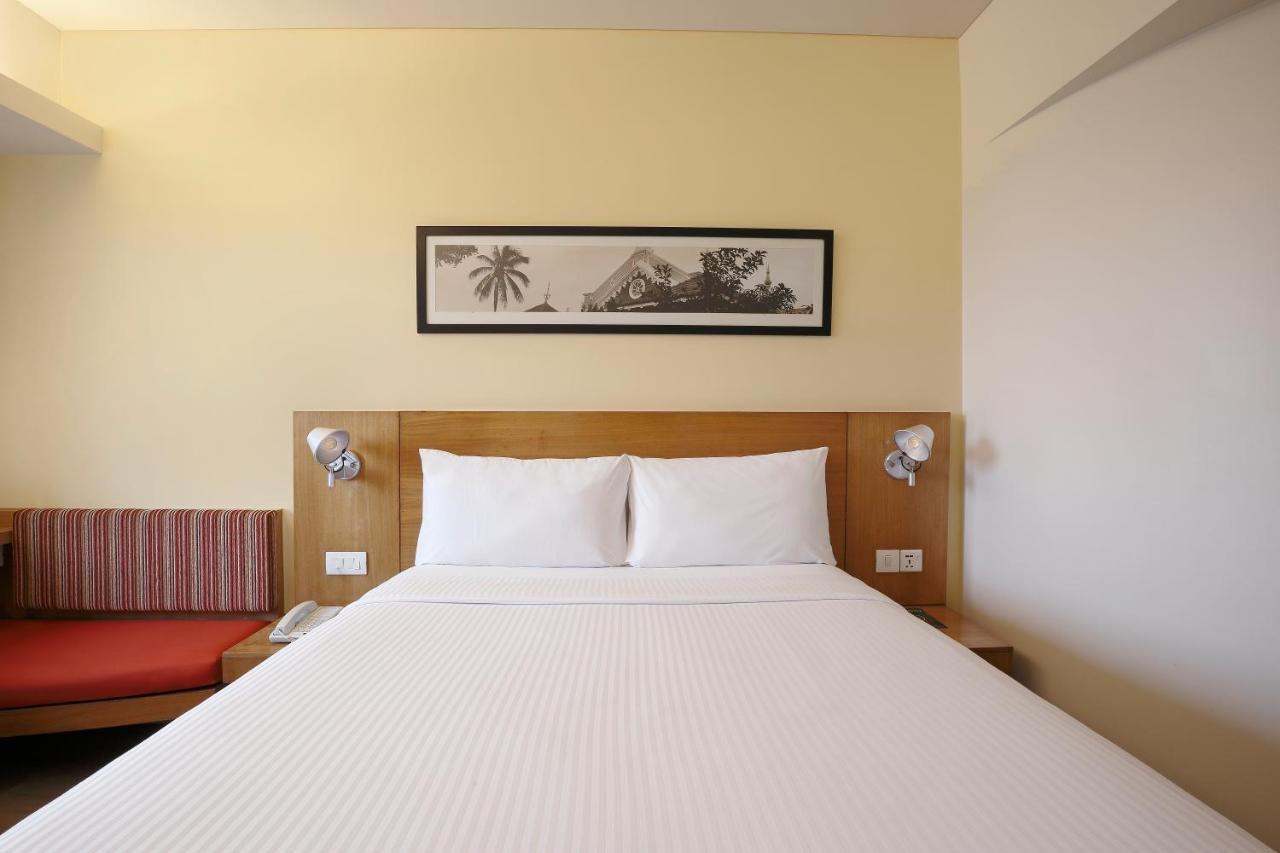 Ibis Pune Viman Nagar - An Accor Brand Kültér fotó